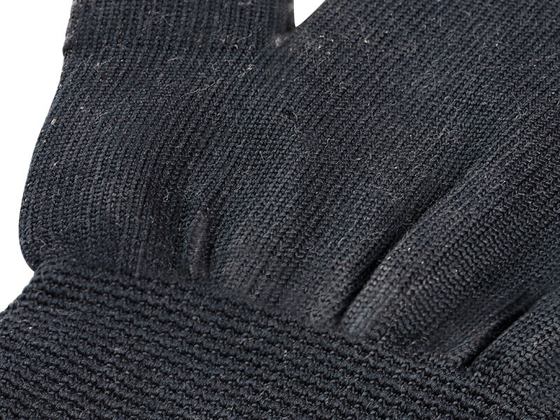 Detail zilverhandschoen antraciet