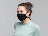 Antibacterieel mondmasker zwart op model